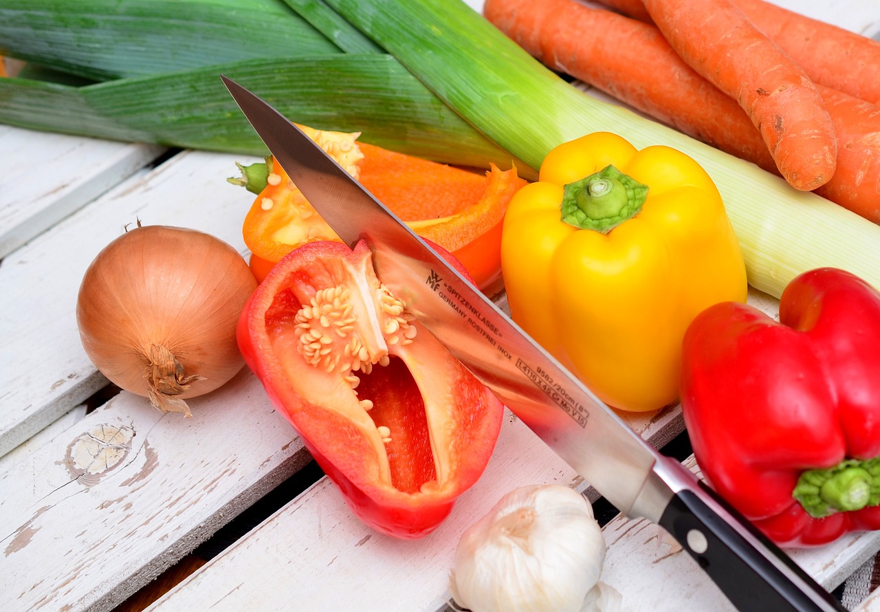 vegetables, slice, knife-573958.jpg